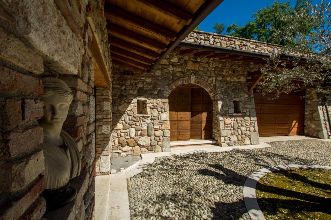 Villa Mario Resort サロ エクステリア 写真